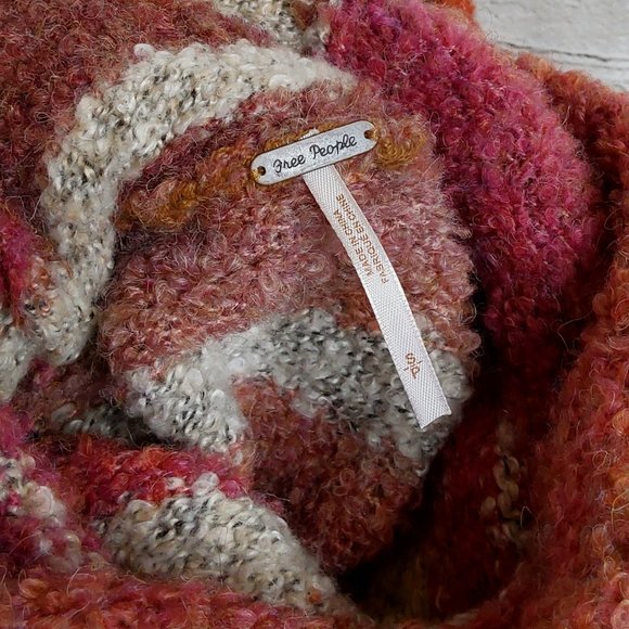 'FREE PEOPLE' CROPPED TURTLENECK SWEATER - Picture 8 of 16